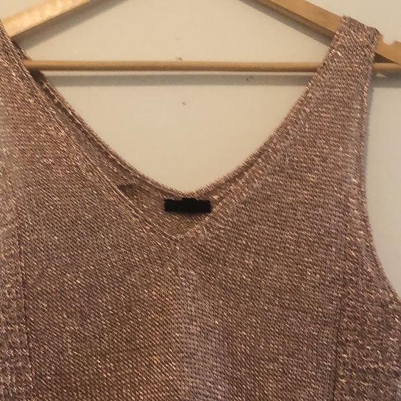 Rose Gold sleeveless top - Picture 3 of 5